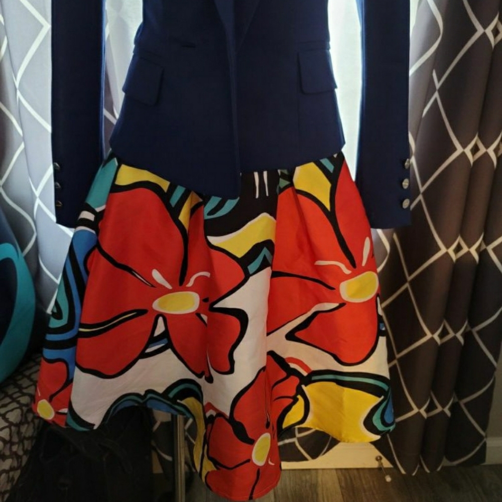 Flowy colorful skirt